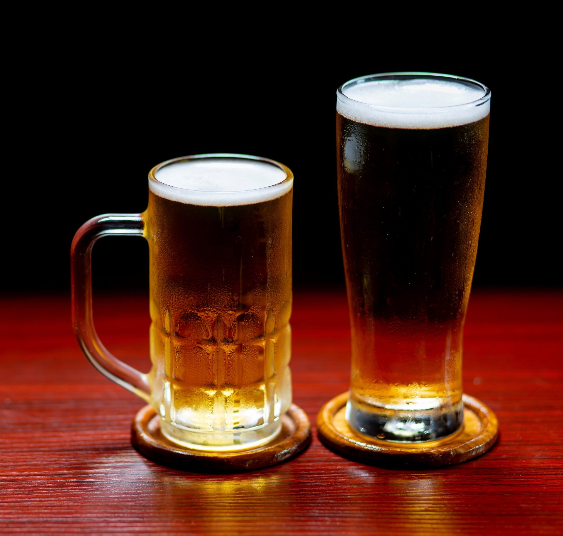 Ice-Cold Beers and Classic Mixed Drinks